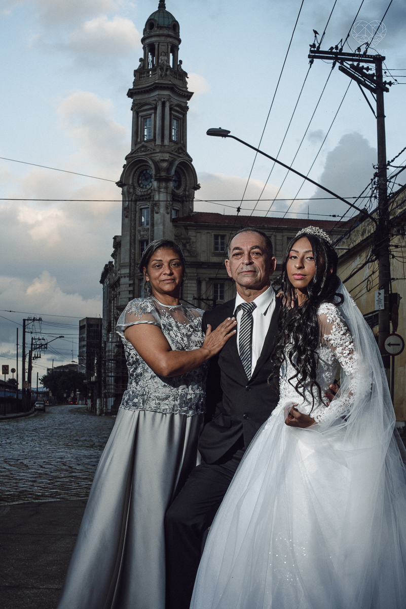 casamento classico na cidade de santos fotos no centro de santos festa na dock santos casal da congregaçao crista no brasil e fotos artisticas surpreendentes e inspiracao fotografa nayara andrade