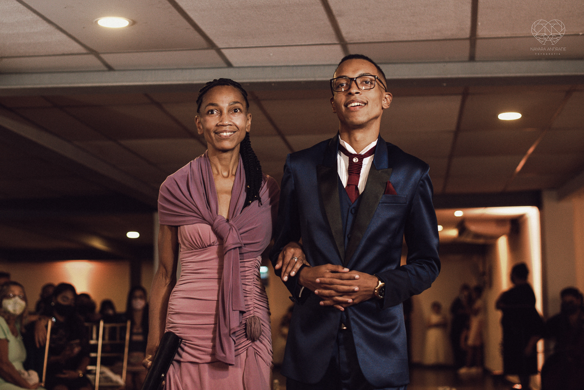 casamento classico na cidade de santos fotos no centro de santos festa na dock santos casal da congregaçao crista no brasil e fotos artisticas surpreendentes e inspiracao fotografa nayara andrade