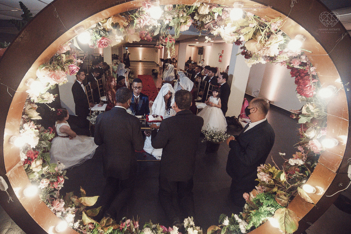 casamento classico na cidade de santos fotos no centro de santos festa na dock santos casal da congregaçao crista no brasil e fotos artisticas surpreendentes e inspiracao fotografa nayara andrade