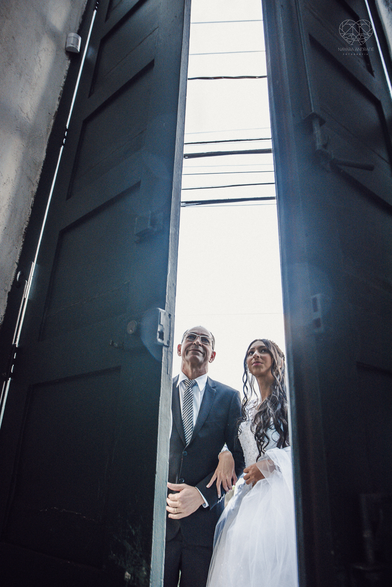 casamento classico na cidade de santos fotos no centro de santos festa na dock santos casal da congregaçao crista no brasil e fotos artisticas surpreendentes e inspiracao fotografa nayara andrade