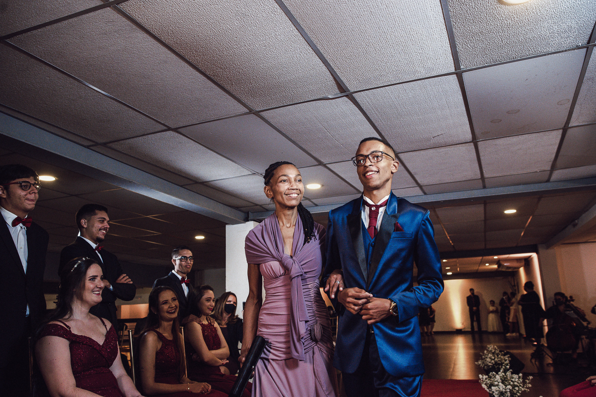 casamento classico na cidade de santos fotos no centro de santos festa na dock santos casal da congregaçao crista no brasil e fotos artisticas surpreendentes e inspiracao fotografa nayara andrade