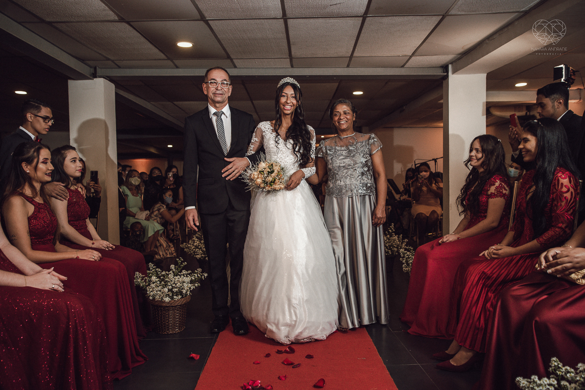 casamento classico na cidade de santos fotos no centro de santos festa na dock santos casal da congregaçao crista no brasil e fotos artisticas surpreendentes e inspiracao fotografa nayara andrade