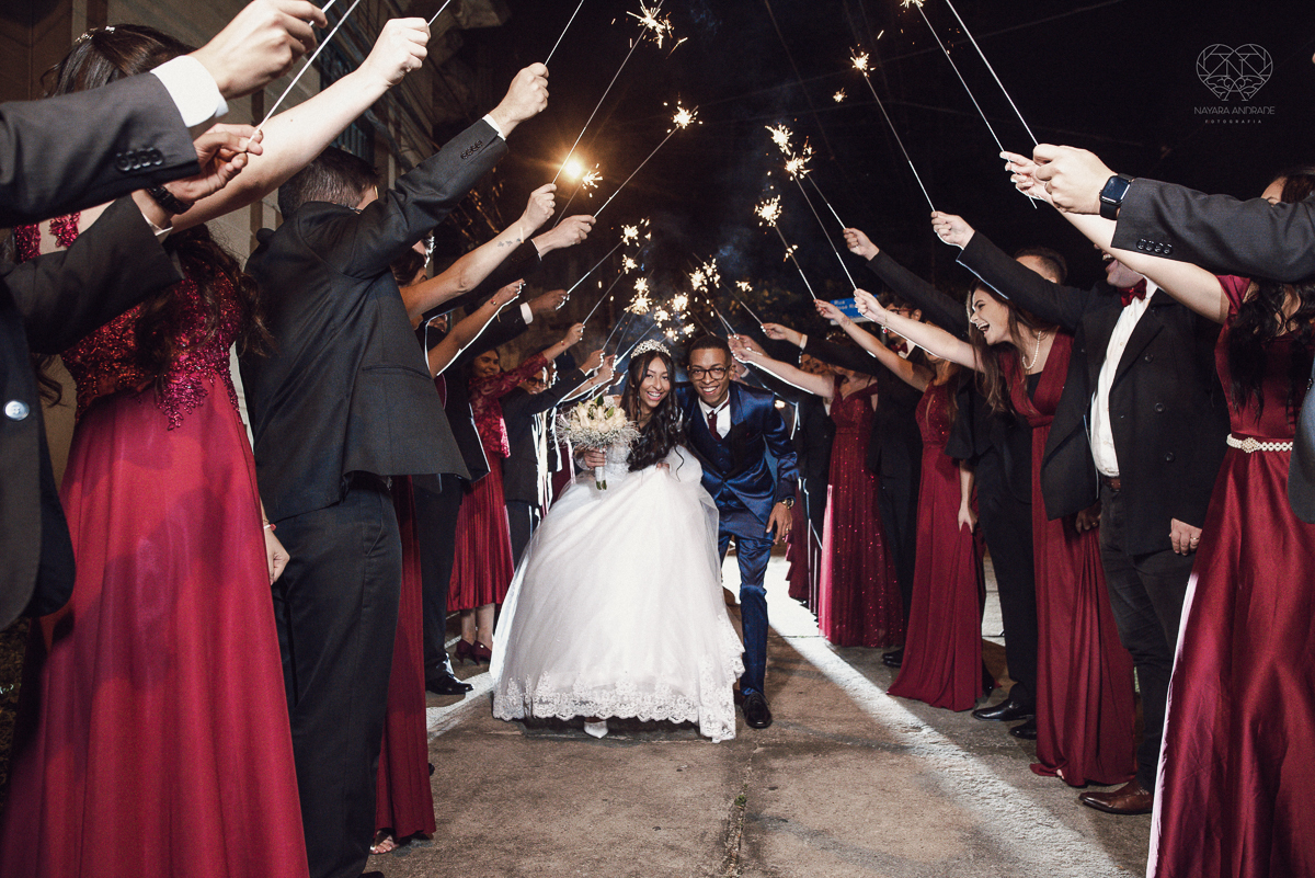 casamento classico na cidade de santos fotos no centro de santos festa na dock santos casal da congregaçao crista no brasil e fotos artisticas surpreendentes e inspiracao fotografa nayara andrade