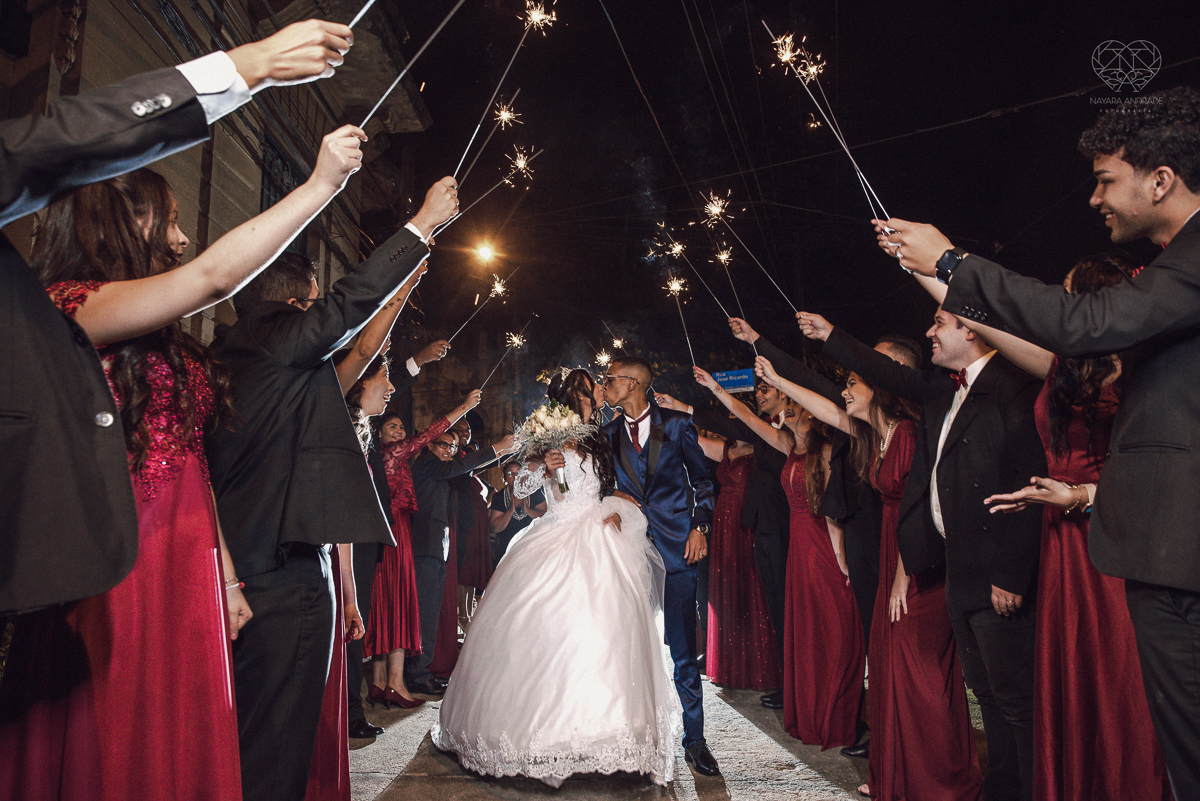 casamento classico na cidade de santos fotos no centro de santos festa na dock santos casal da congregaçao crista no brasil e fotos artisticas surpreendentes e inspiracao fotografa nayara andrade
