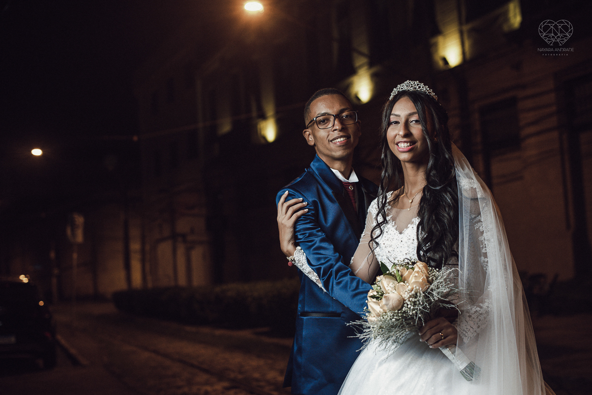 casamento classico na cidade de santos fotos no centro de santos festa na dock santos casal da congregaçao crista no brasil e fotos artisticas surpreendentes e inspiracao fotografa nayara andrade