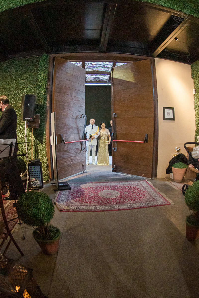 casamento classico com luzes e lustres no buffet napoleao em sao paulo fotografia de casamento pela fotografa premiada mundialmente nayara andrade da cidade de santos inspiraçao de casamento decoraçao classica