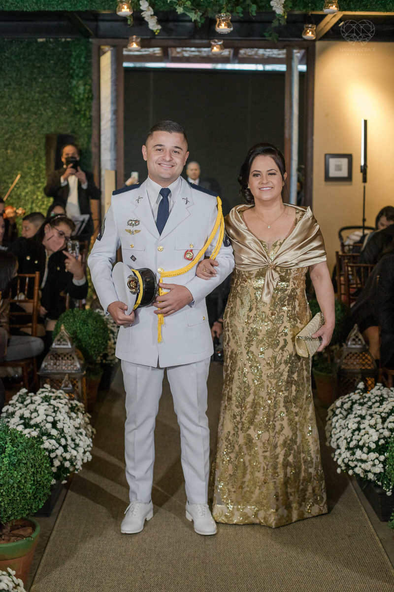 casamento classico com luzes e lustres no buffet napoleao em sao paulo fotografia de casamento pela fotografa premiada mundialmente nayara andrade da cidade de santos inspiraçao de casamento decoraçao classica