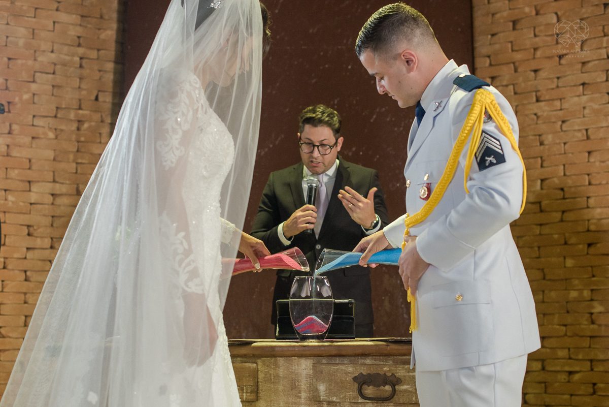 casamento classico com luzes e lustres no buffet napoleao em sao paulo fotografia de casamento pela fotografa premiada mundialmente nayara andrade da cidade de santos inspiraçao de casamento decoraçao classica