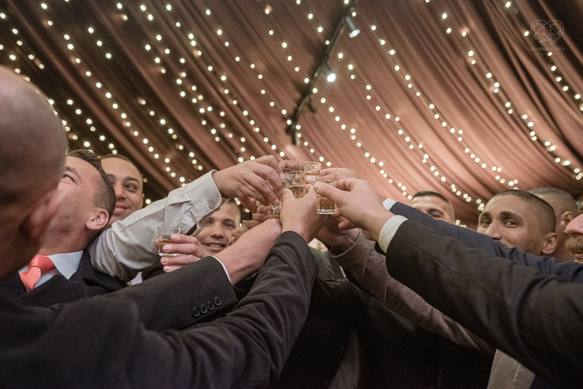 casamento classico com luzes e lustres no buffet napoleao em sao paulo fotografia de casamento pela fotografa premiada mundialmente nayara andrade da cidade de santos inspiraçao de casamento decoraçao classica