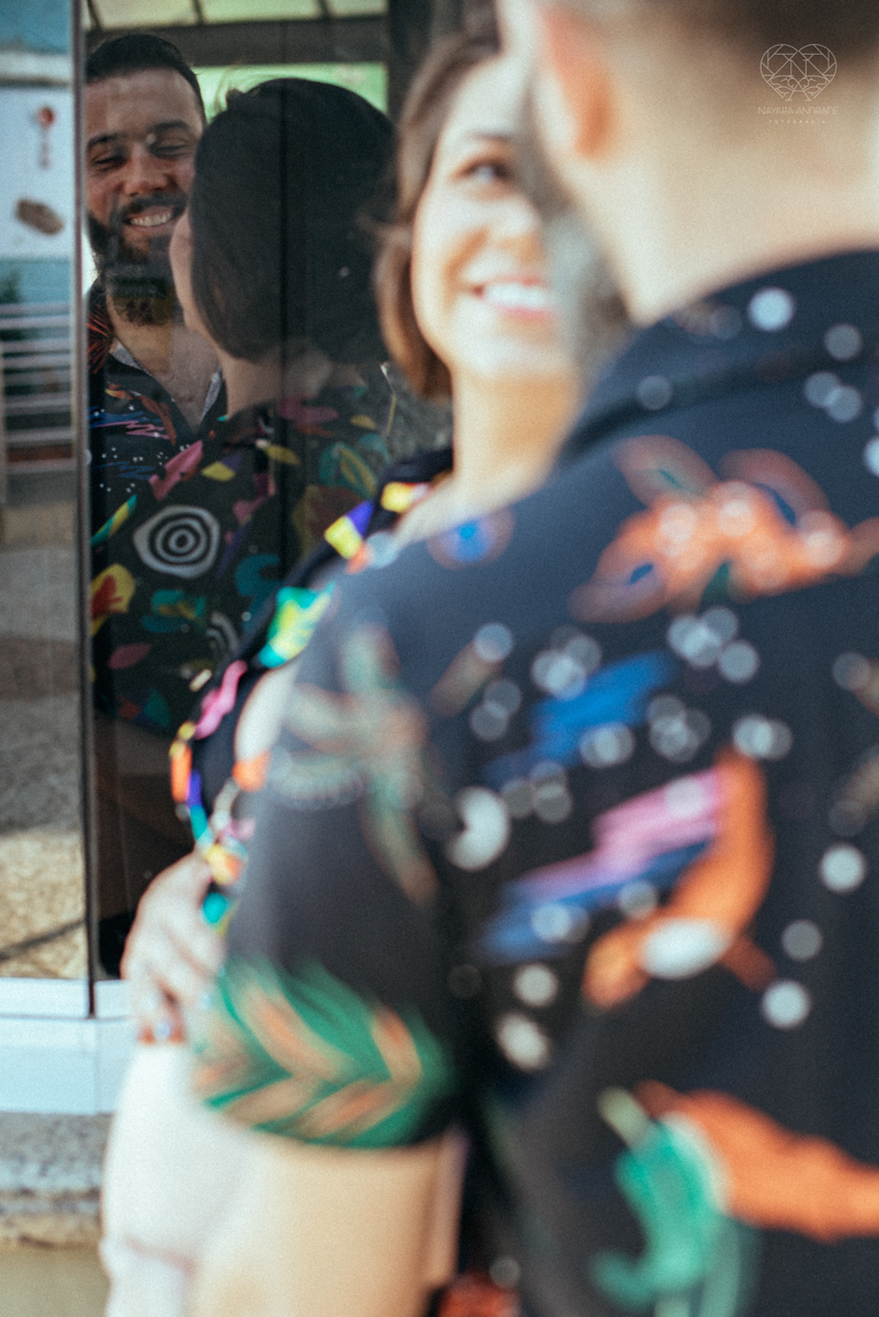 Ensaio gestante feito na praia de santos  litoral de sao paulo pela fotografa premiada nayara andrade fotos leves naturais e com emoçao mulher gravida inspiraçao de fotos  gravidez na praia