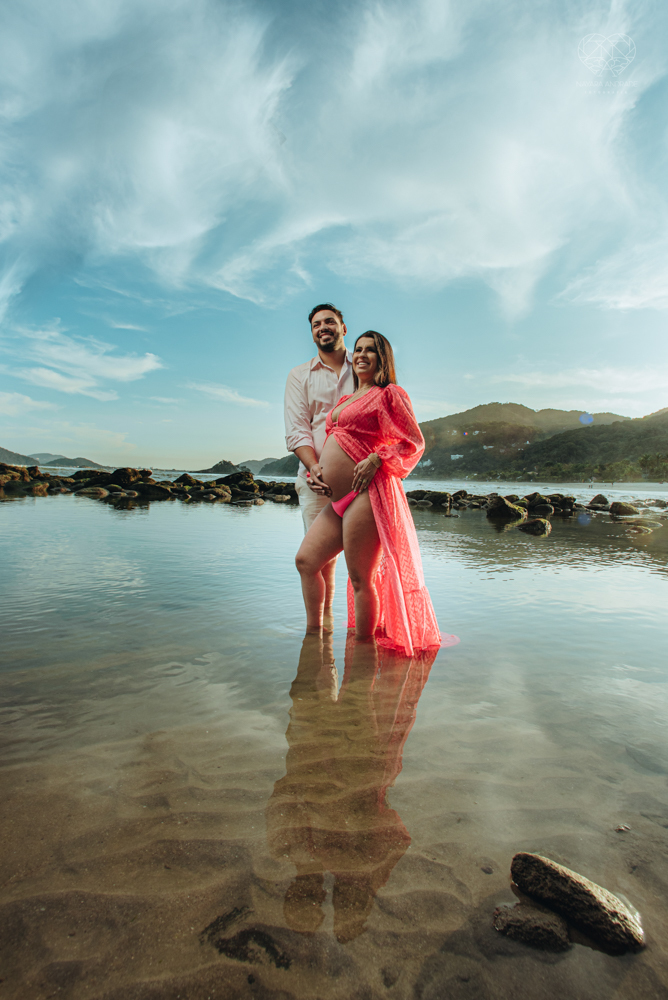 Ensaio gestante na praia do guaruja sao pedro iporgana e conchas no ltoral de sao paulo  gestante classica estilo moda fotos inspiradoras para gravidas criativas e com sentimento feitas pela fotografa premiada Nayara Andrade