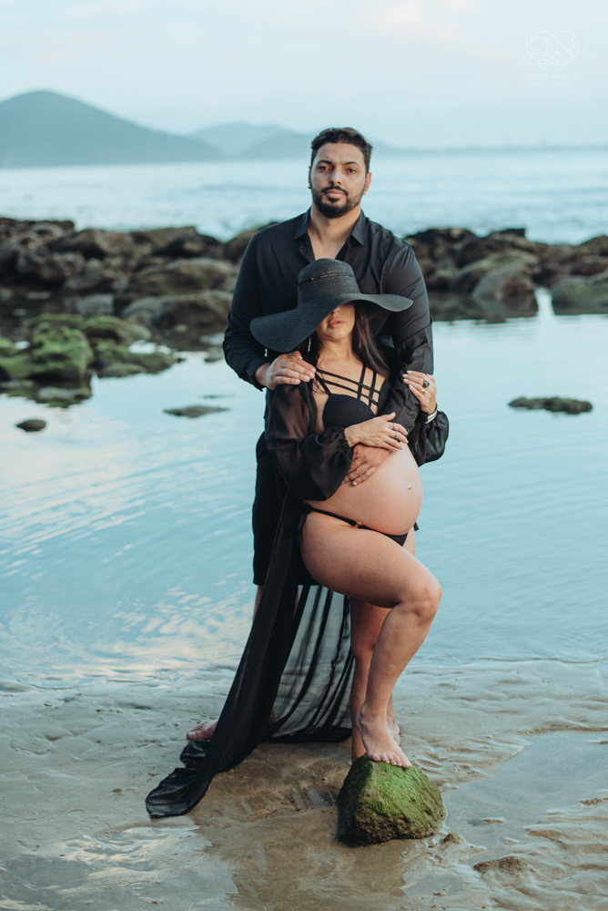 Ensaio gestante na praia do guaruja sao pedro iporgana e conchas no ltoral de sao paulo  gestante classica estilo moda fotos inspiradoras para gravidas criativas e com sentimento feitas pela fotografa premiada Nayara Andrade