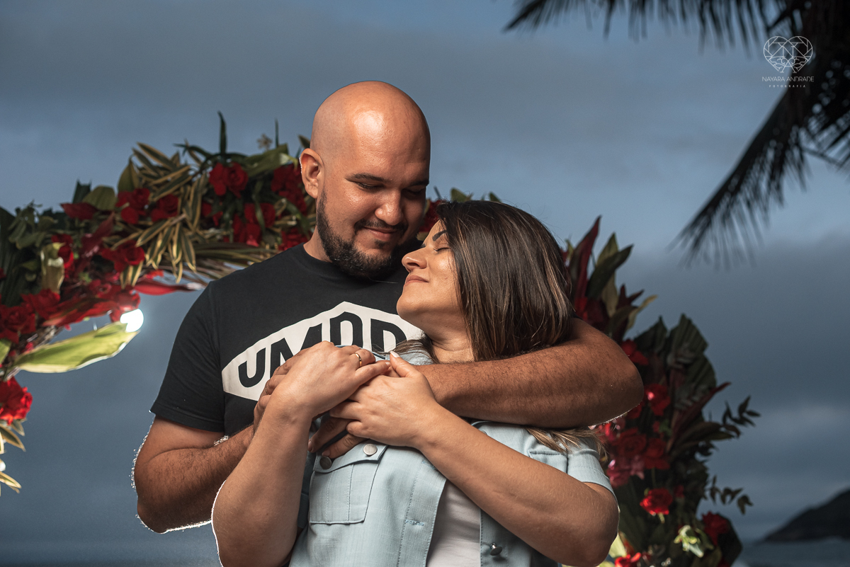 casa comigo evento na praia casa 80 e 120 do guaruja casar na praia fotos pela fotografa premiada internacionalmente nayara andrade decoração Lu pallaroni make up noiva praia