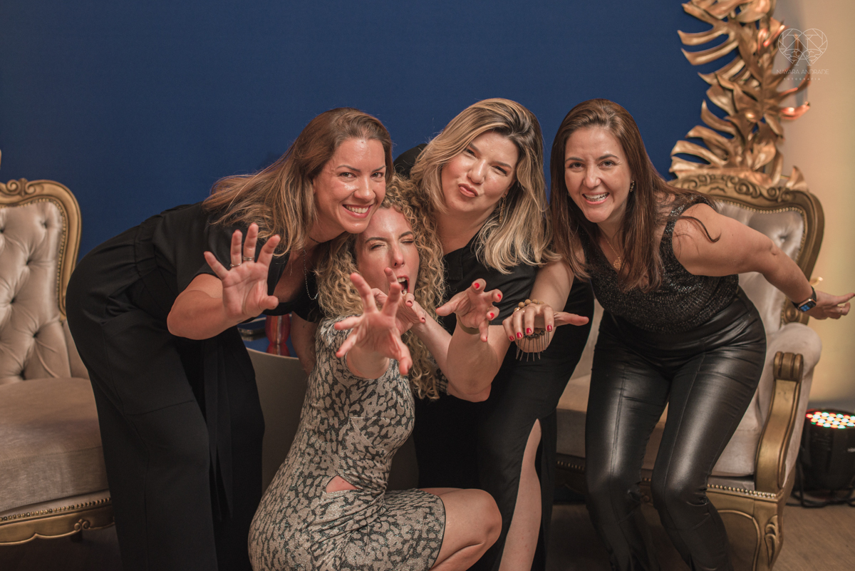 grande evento da doutora Katia Onofre coquetel de inauguraçao do seu novo projeto de harmonizaçao facial e valorizaçao da beleza da mulher. Fotografia pela fotografa premiada Nayara Andrade de Santos litoral de sao paulo. Grandes influencers participaram 