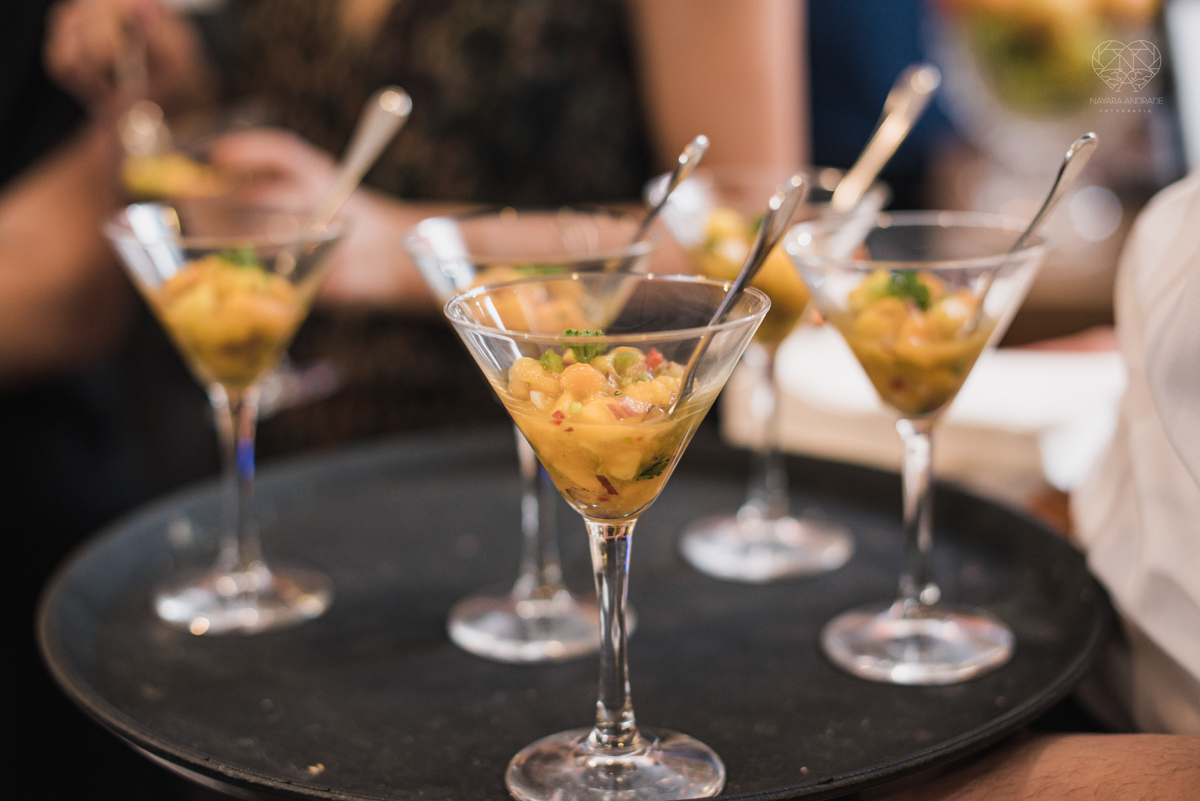 grande evento da doutora Katia Onofre coquetel de inauguraçao do seu novo projeto de harmonizaçao facial e valorizaçao da beleza da mulher. Fotografia pela fotografa premiada Nayara Andrade de Santos litoral de sao paulo. Grandes influencers participaram 