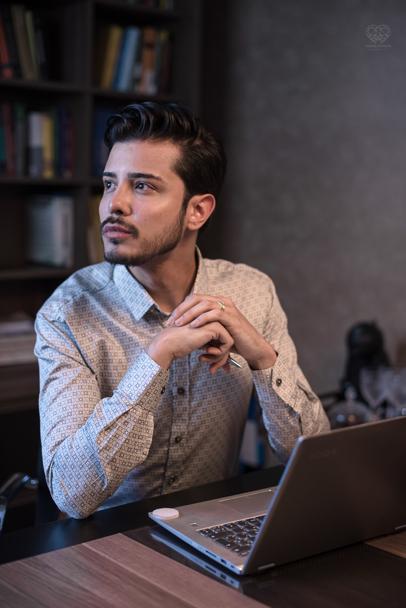 Fotografia de advogado e sua equipe branding book fotos e retratos profissional para empresarios e inspiraçao de retratos masculinos feitos pela fotografa premiada Nayara Andrade