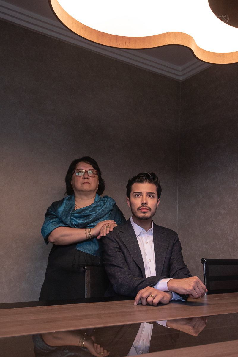 Fotografia de advogado e sua equipe branding book fotos e retratos profissional para empresarios e inspiraçao de retratos masculinos feitos pela fotografa premiada Nayara Andrade