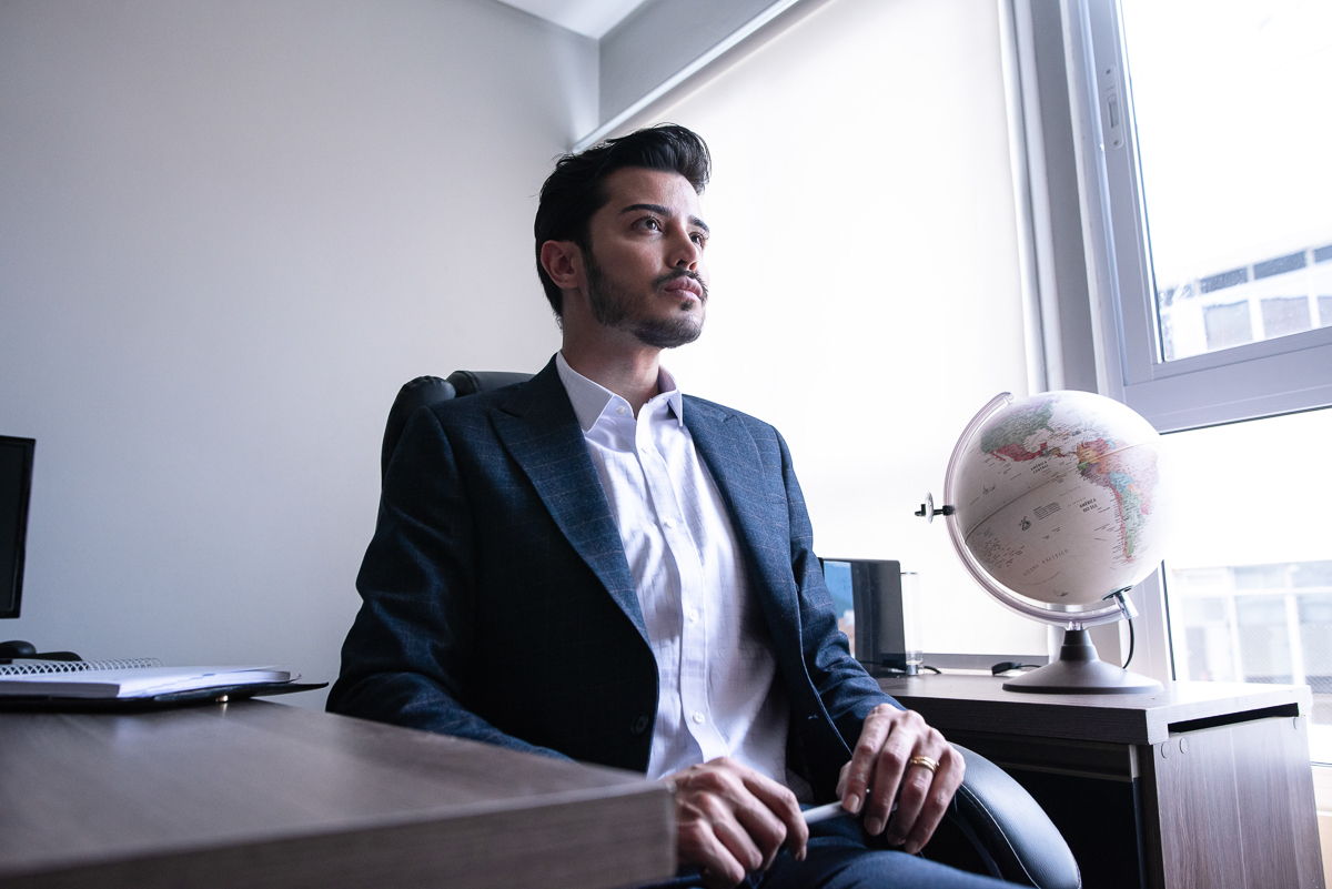 Fotografia de advogado e sua equipe branding book fotos e retratos profissional para empresarios e inspiraçao de retratos masculinos feitos pela fotografa premiada Nayara Andrade