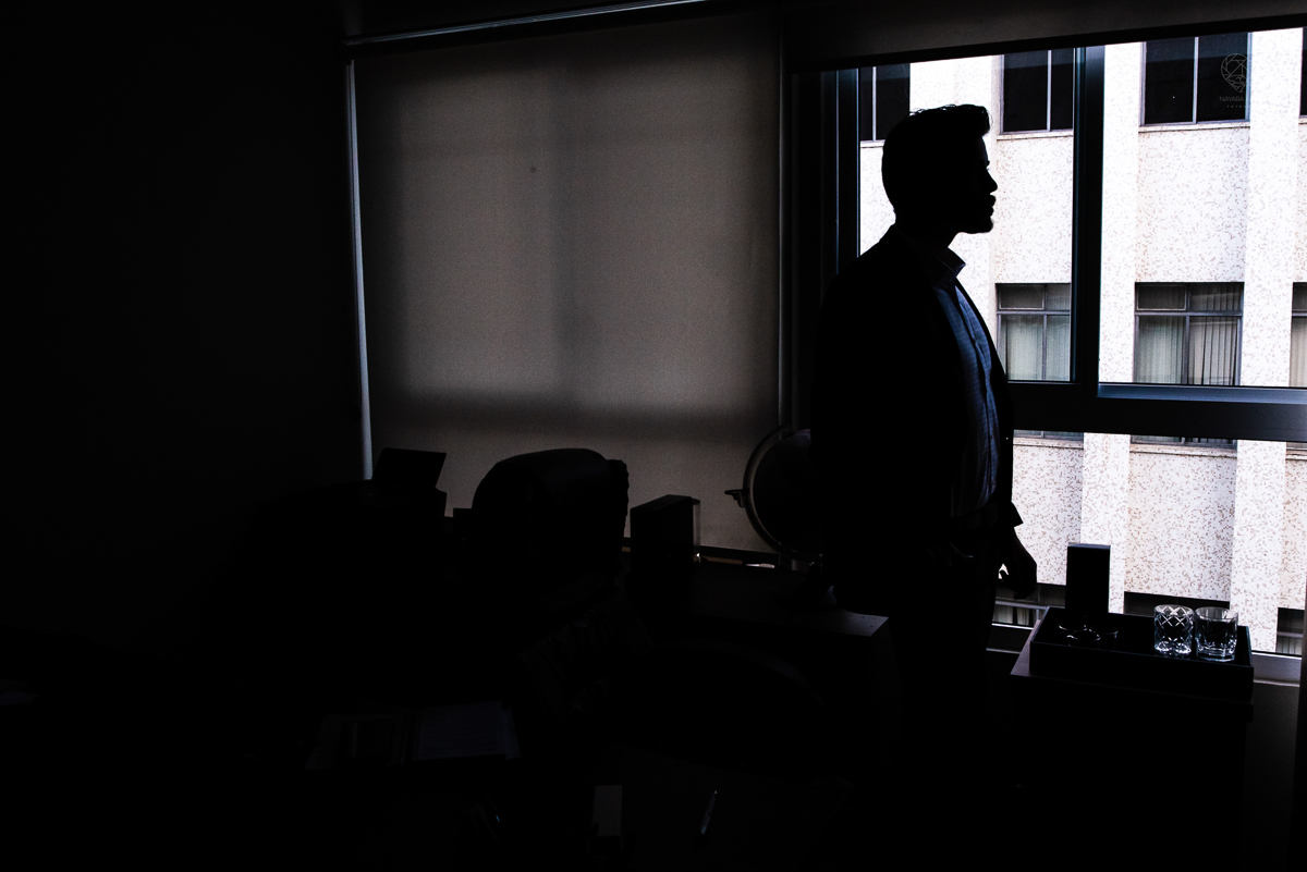 Fotografia de advogado e sua equipe branding book fotos e retratos profissional para empresarios e inspiraçao de retratos masculinos feitos pela fotografa premiada Nayara Andrade