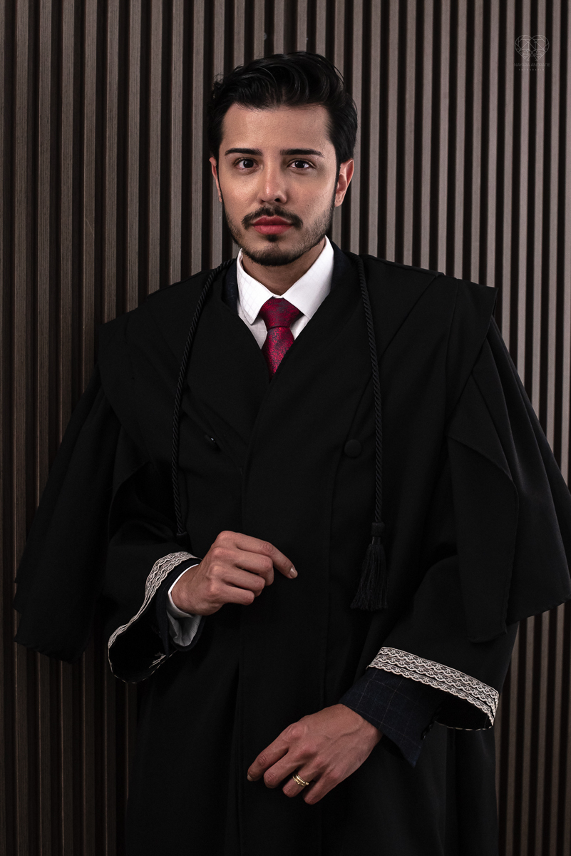 Fotografia de advogado e sua equipe branding book fotos e retratos profissional para empresarios e inspiraçao de retratos masculinos feitos pela fotografa premiada Nayara Andrade