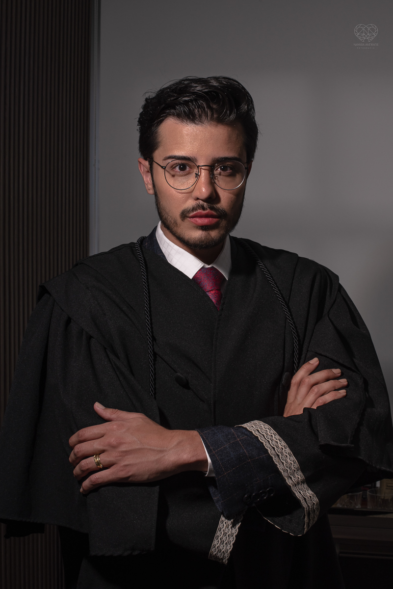 Fotografia de advogado e sua equipe branding book fotos e retratos profissional para empresarios e inspiraçao de retratos masculinos feitos pela fotografa premiada Nayara Andrade
