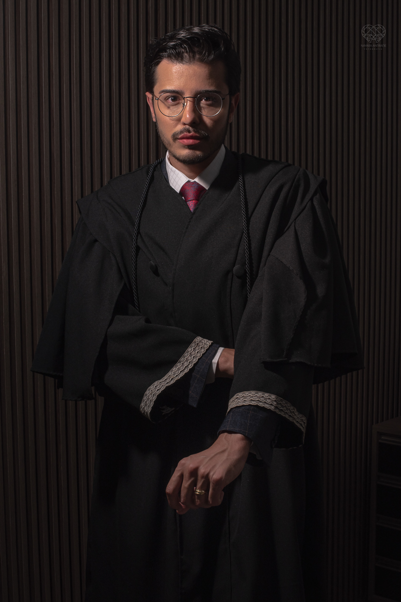 Fotografia de advogado e sua equipe branding book fotos e retratos profissional para empresarios e inspiraçao de retratos masculinos feitos pela fotografa premiada Nayara Andrade