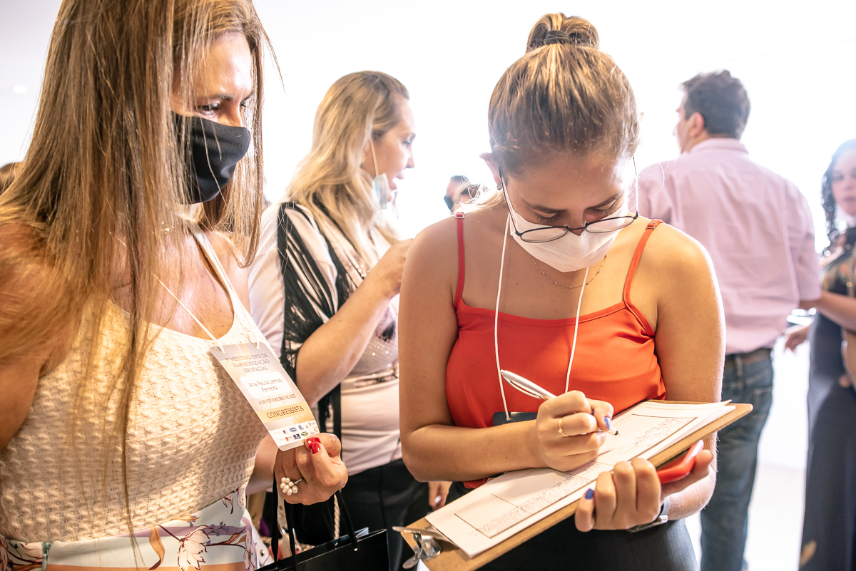 fotografia corporativa do congreço de odontologia sobre harmonizaçao orofacial fotografia nayara andrade em santos litoral de sao paulo congreço inova katia onofre 