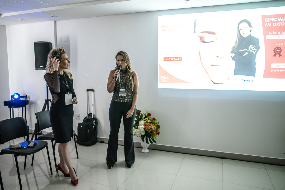 fotografia corporativa do congreço de odontologia sobre harmonizaçao orofacial fotografia nayara andrade em santos litoral de sao paulo congreço inova katia onofre 