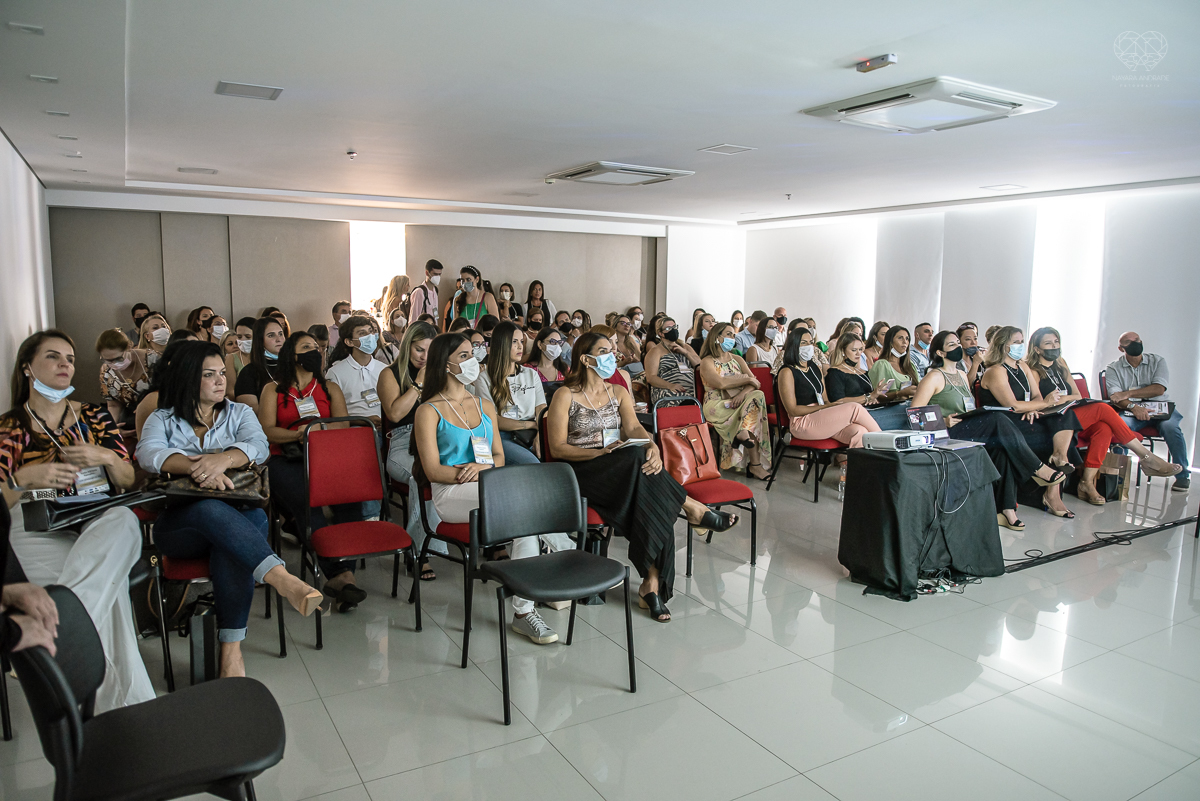 fotografia corporativa do congreço de odontologia sobre harmonizaçao orofacial fotografia nayara andrade em santos litoral de sao paulo congreço inova katia onofre 