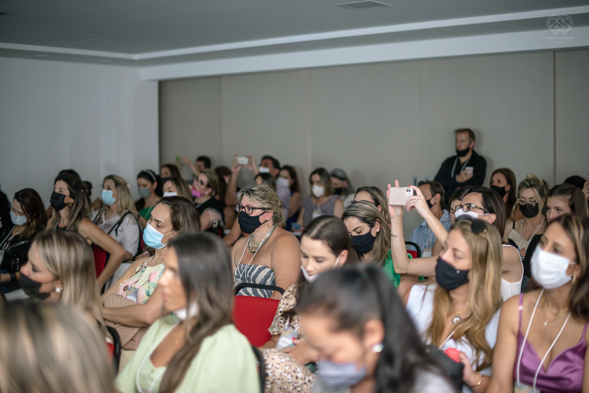 fotografia corporativa do congreço de odontologia sobre harmonizaçao orofacial fotografia nayara andrade em santos litoral de sao paulo congreço inova katia onofre 