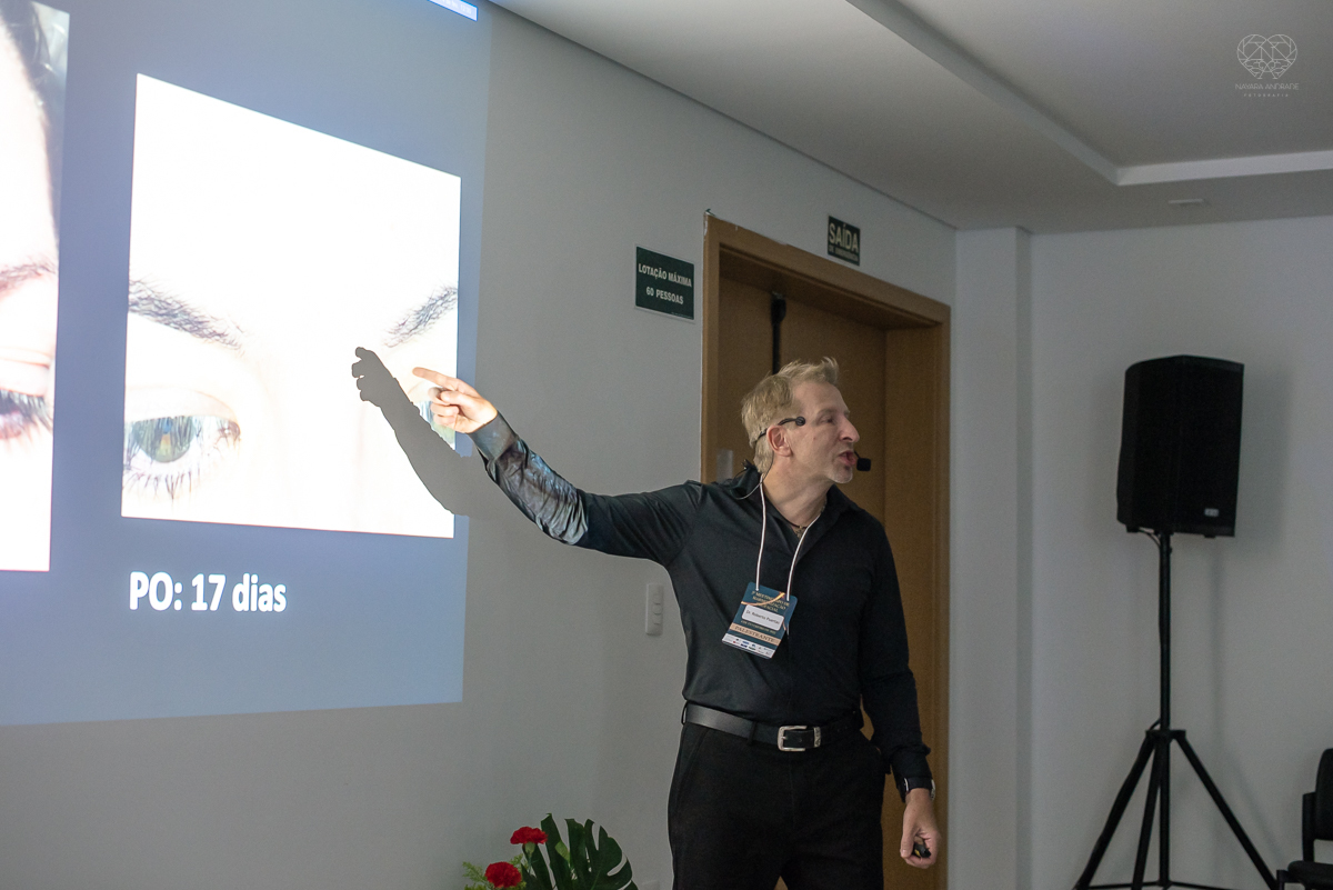 fotografia corporativa do congreço de odontologia sobre harmonizaçao orofacial fotografia nayara andrade em santos litoral de sao paulo congreço inova katia onofre 