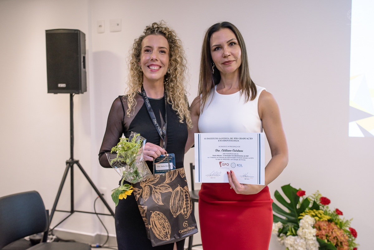 fotografia corporativa do congreço de odontologia sobre harmonizaçao orofacial fotografia nayara andrade em santos litoral de sao paulo congreço inova katia onofre 