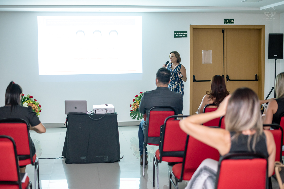 fotografia corporativa do congreço de odontologia sobre harmonizaçao orofacial fotografia nayara andrade em santos litoral de sao paulo congreço inova katia onofre 