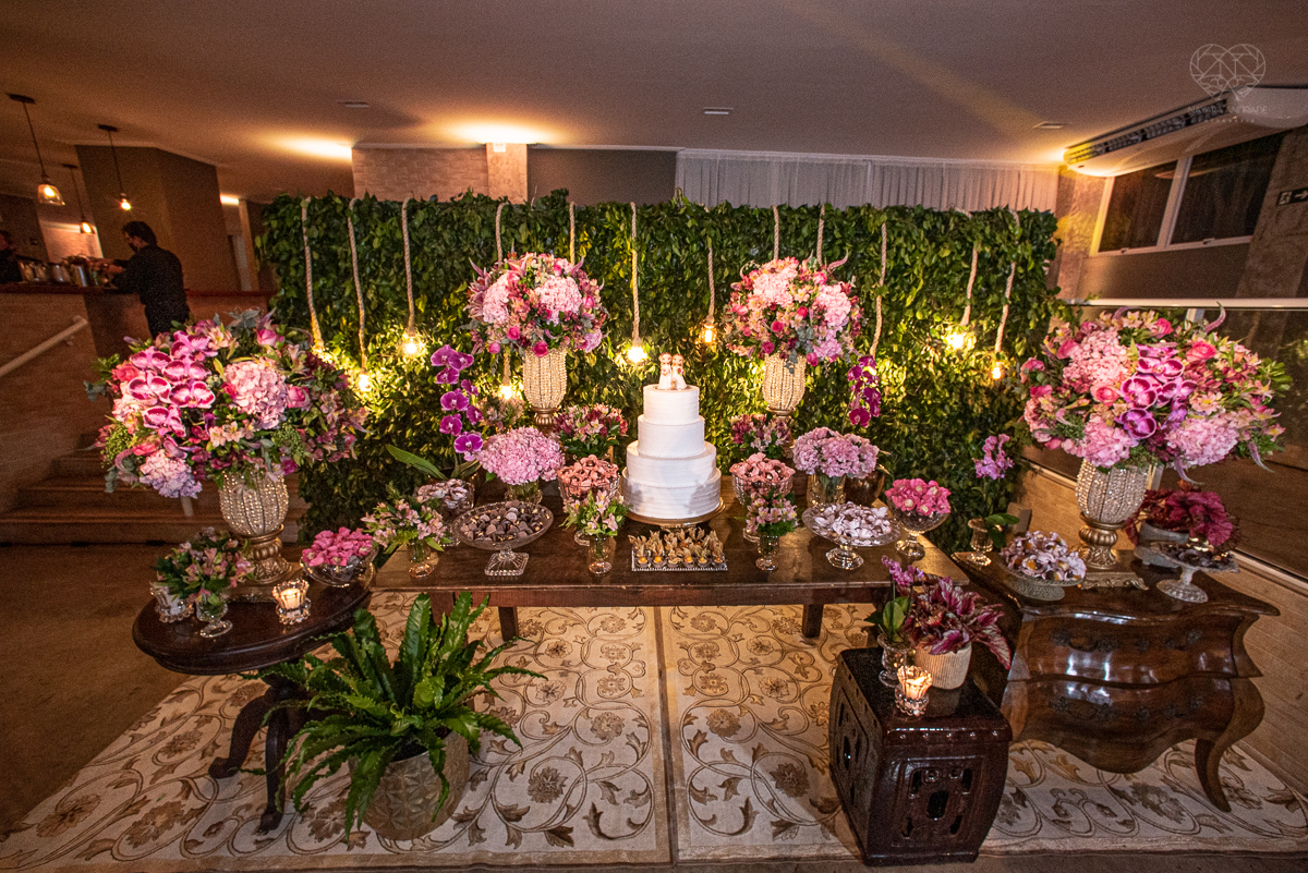 casamento  rustico e romantico de dia realizado no espaço plataforma na baixada santista, noivas com vestido romantico e fotografia pela fotografa premiada nayara andrade