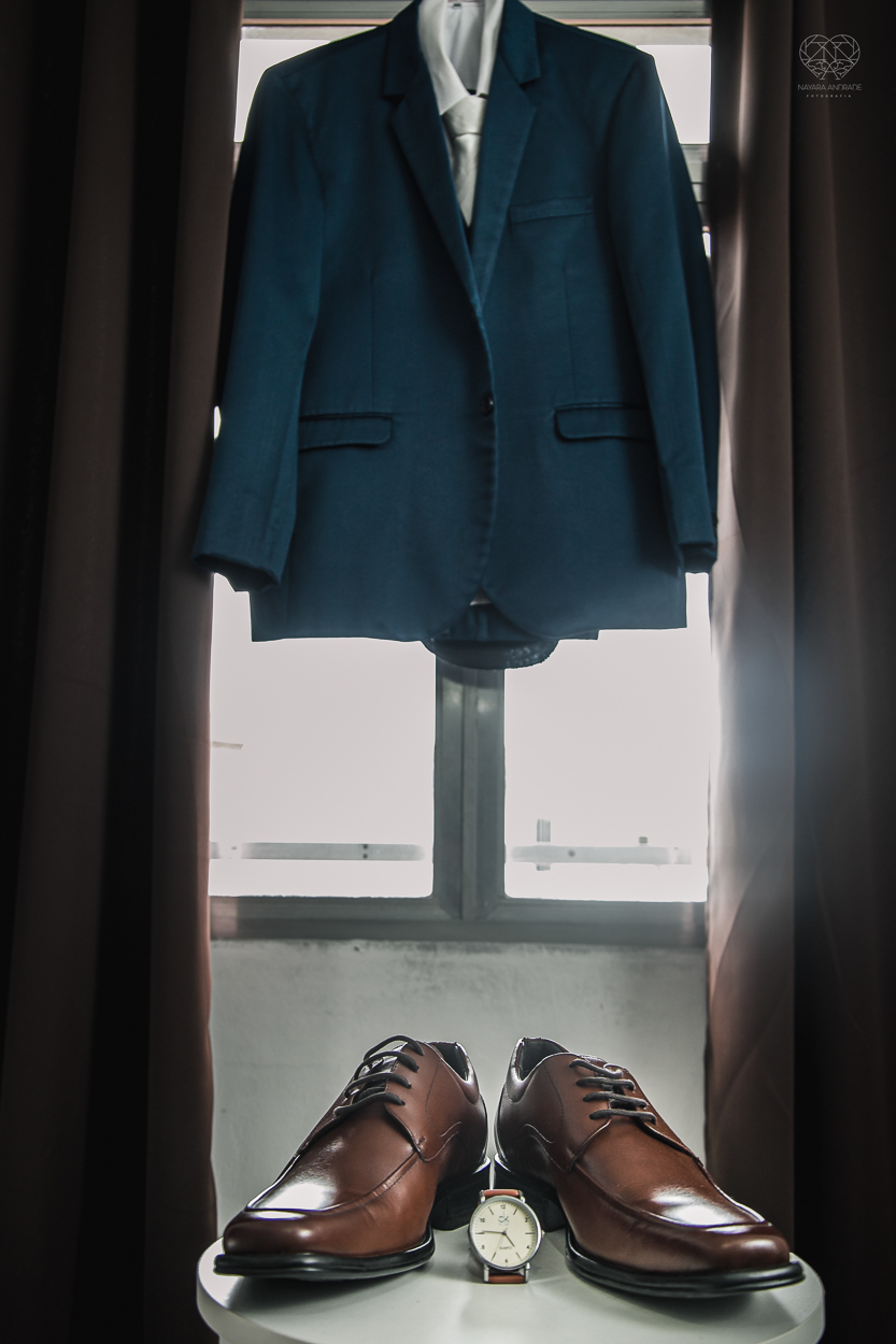 Making of da noiva por Nathalie Pinheiro maquiando . igreja catolica do Embare  na baixada santista fotografias pela fotografa premiada Nayara Andrade fotos da Igreja do Embare com todos os detalhes