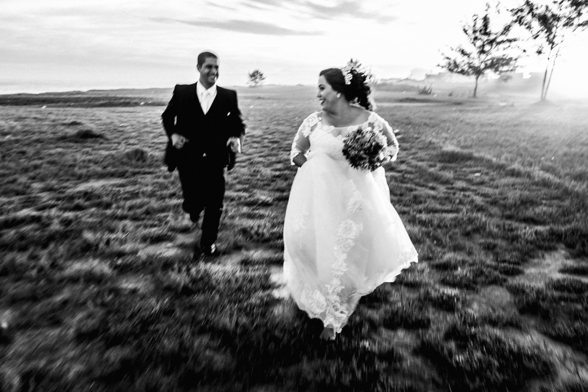 Trash the dress - Inspiração - vestido de noiva Melhor fotógrafo de Niterói Maricá Itaboraí