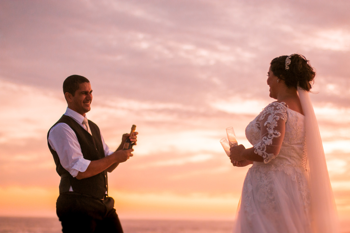 Trash the dress - Inspiração - vestido de noiva Melhor fotógrafo de Niterói Maricá Itaboraí