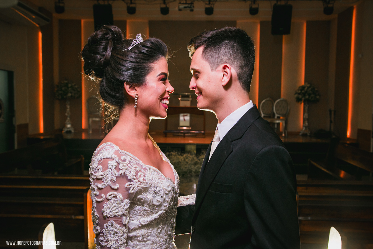 Ensaio dos noivos pós cerimônia  -  fotografia de casamento Itaboraí - RJ