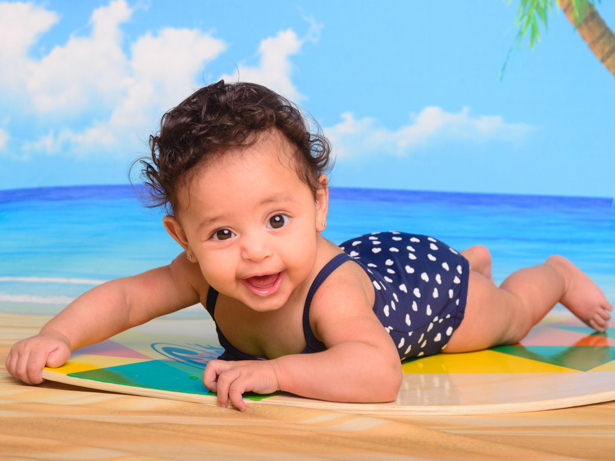 Sessão Verão, prancha, mar, água, surfista, coqueiro, areia, ondas, maiô, praia.