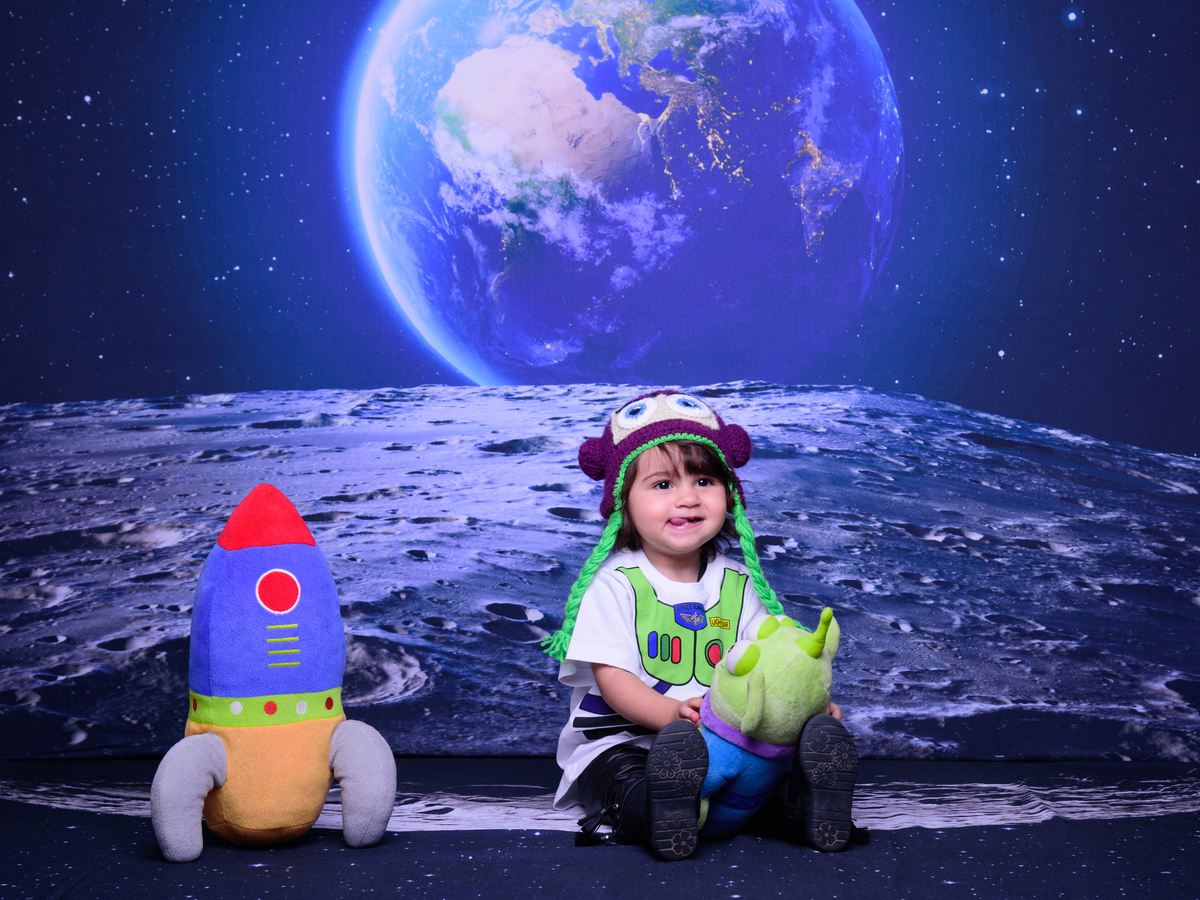 Sessão Aventura no Espaço, planetas, lua, alienígenas,  foguete, anéis