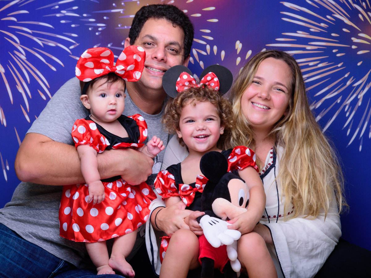 ntasia, castelo, disney, sessão infantil, sessão aniversário, inspiração foto infantil, minnie, mickey, fogos disney, fantasia de minnie, foto de bebê, foto de família