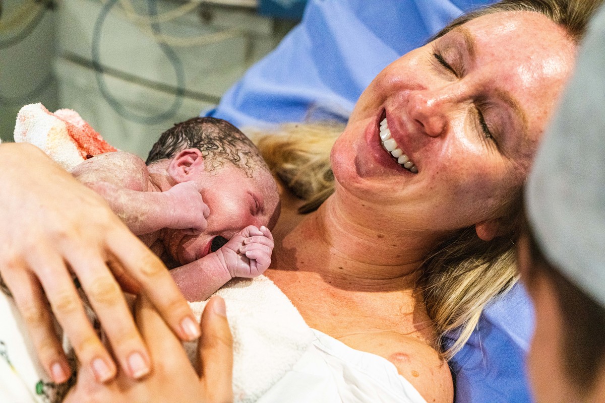 parto, foto de parto, video de parto, hora do parto, nascimento, bebê, recém-nascido, mãe de primeira viagem, pai de primeira viagem, sala de parto, cesariana, parto normal