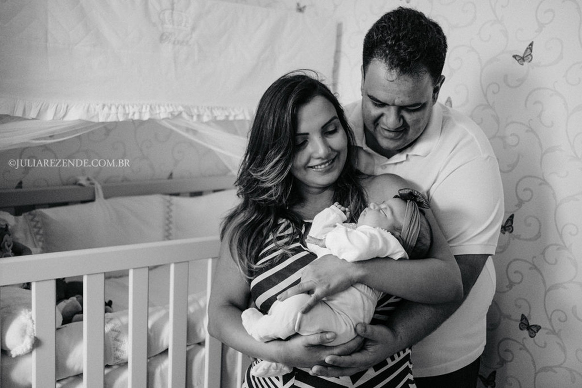 Deborah + Diogo = Laura – Ensaio Familia em casa