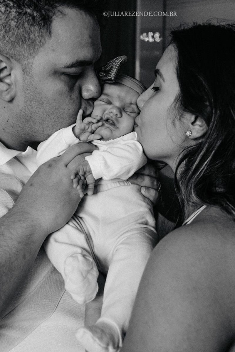 Deborah + Diogo = Laura – Ensaio Familia em casa