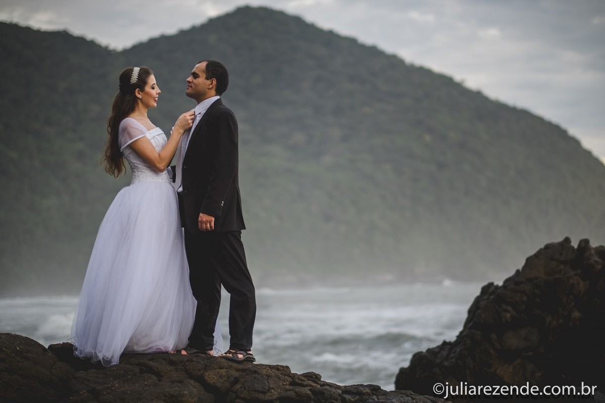 Leticia e Francisco – Trash the Dress – Guarujá