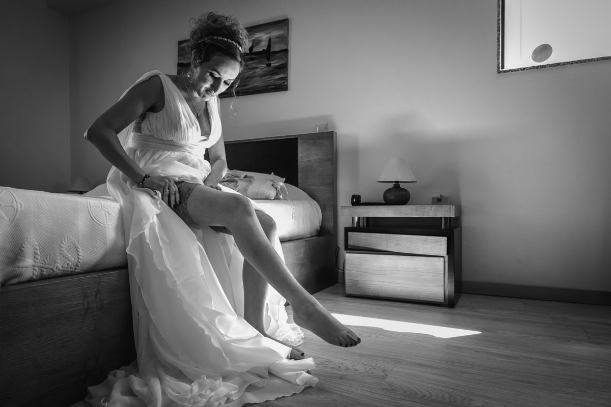 melhores fotografos de aveiro; top 10 fotografos de casamento de aveiro; melhores fotografias de casamento; daniel lobo fotografia; aveiro; noivo; vespa
