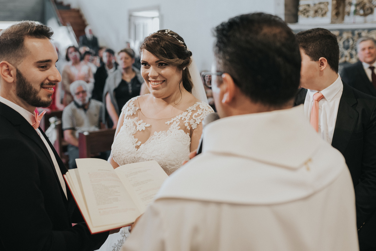melhores fotografos de aveiro; top 10 fotografos de casamento de aveiro; melhores fotografias de casamento; daniel lobo fotografia; noivo; casa de abis; aveiro