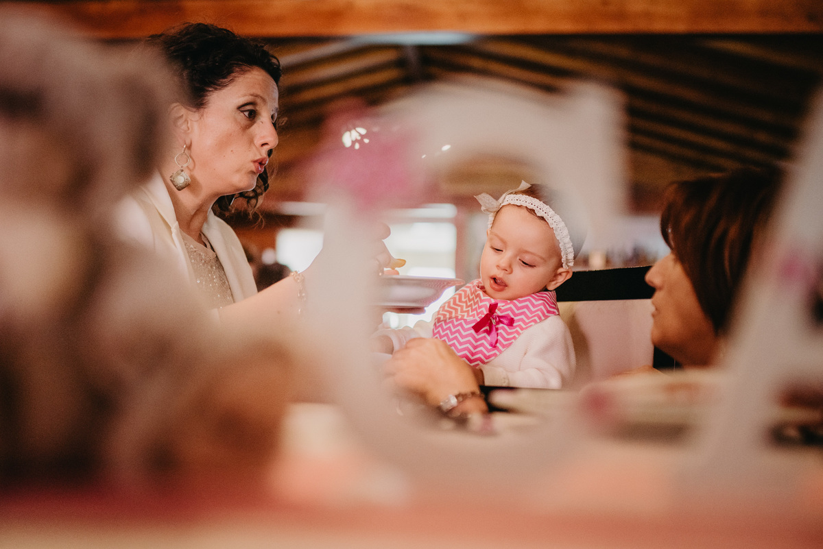 melhores fotografos de aveiro; top 10 fotografos de batizado de aveiro; melhores fotografias de batizado; daniel lobo fotografia; batizado; menina