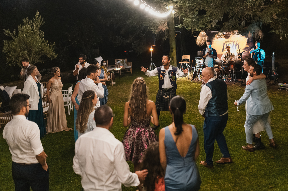 melhores fotografos de aveiro; top 10 fotografos de casamento de aveiro; melhores fotografias de casamento; daniel lobo fotografia; casamento rustico; quinta da costeira; casamento descontraido; casamento natureza; festa; folk; musica folk; banda polk
