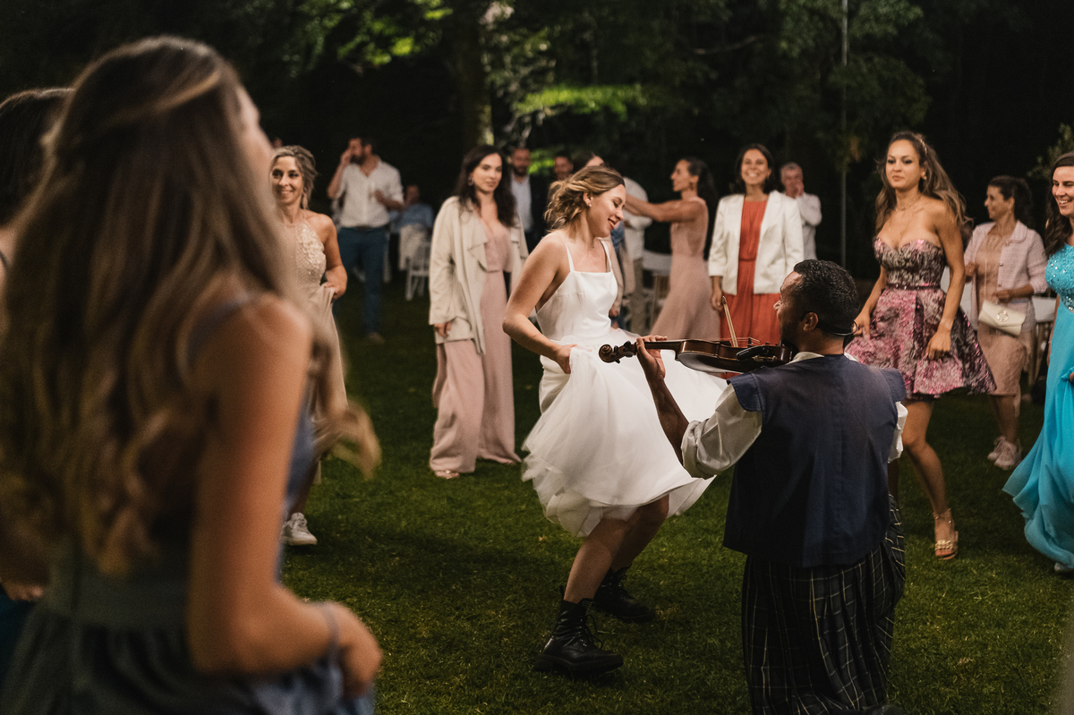 melhores fotografos de aveiro; top 10 fotografos de casamento de aveiro; melhores fotografias de casamento; daniel lobo fotografia; casamento rustico; quinta da costeira; casamento descontraido; casamento natureza; festa; folk; musica folk; banda polk